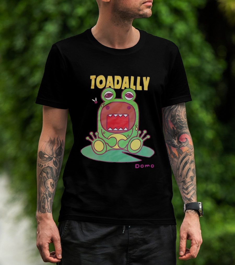 Toadally Domo Cartoon Frog With Red Mouth And Butterfly T-Shirt
