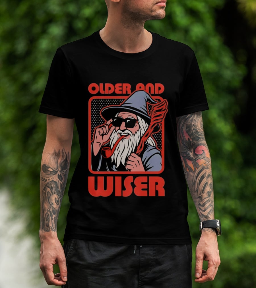 Older And Wiser Gandalf Smoking Pipe And Staff T-Shirt