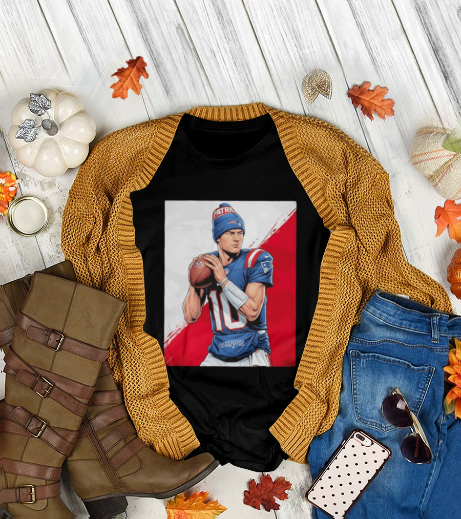 New England Patriots Number 10 Quarterback Throwing Football Beanie T-Shirt