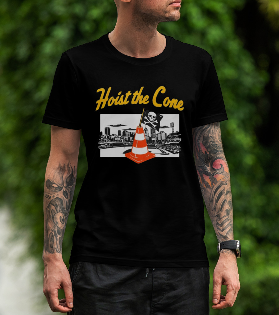 Pittsburgh Pirates Hoist The Cone Baseball Skyline Skull Flag T-Shirt
