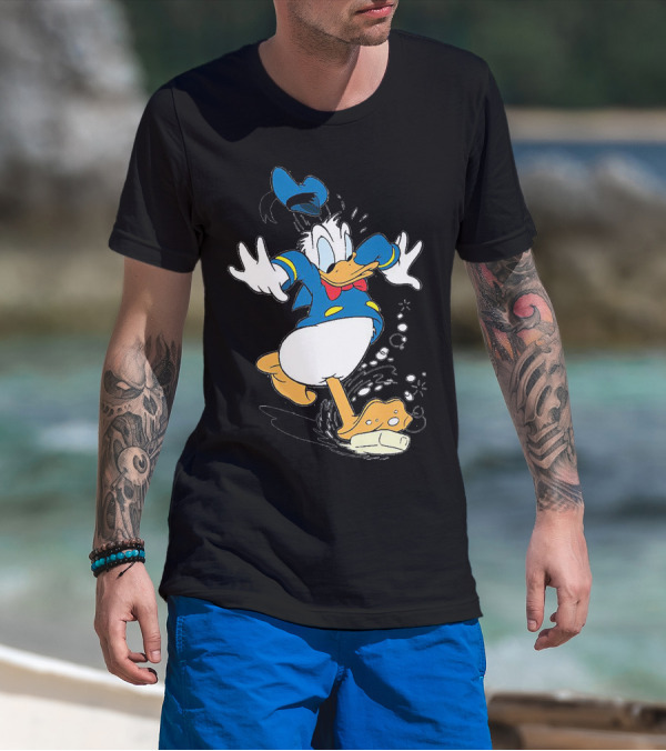 Just A Woman Who Loves Duck Donald Duck Classic Character Enthusiast T-Shirt