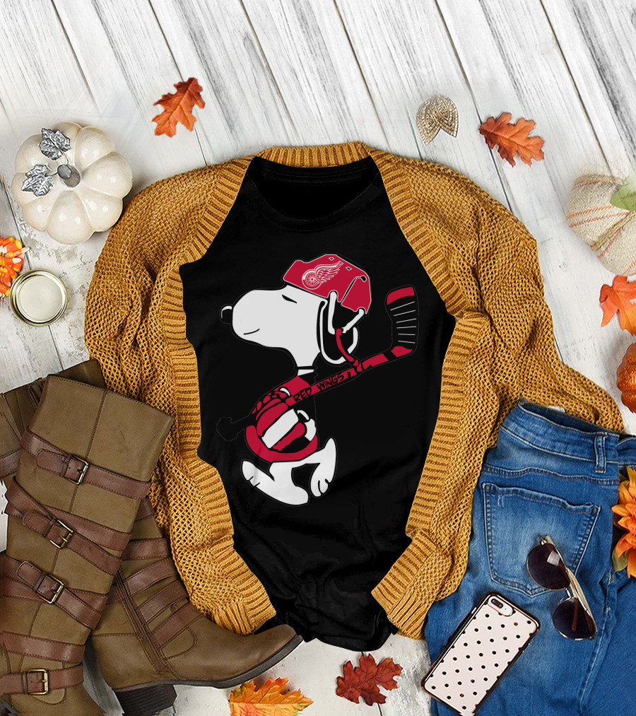 Detroit Red Wings Snoopy Hockey Helmet Hockey Stick T-Shirt