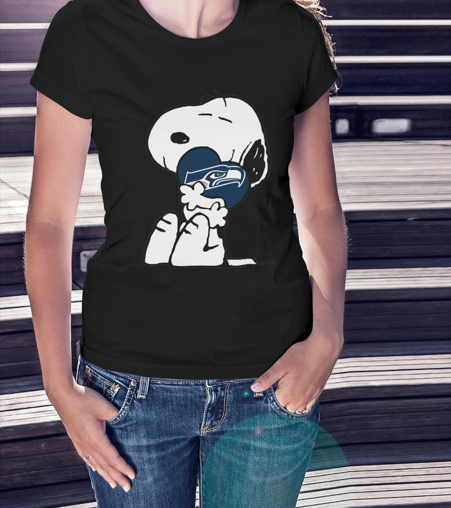Seattle Seahawks Snoopy Hugging Heart T-Shirt