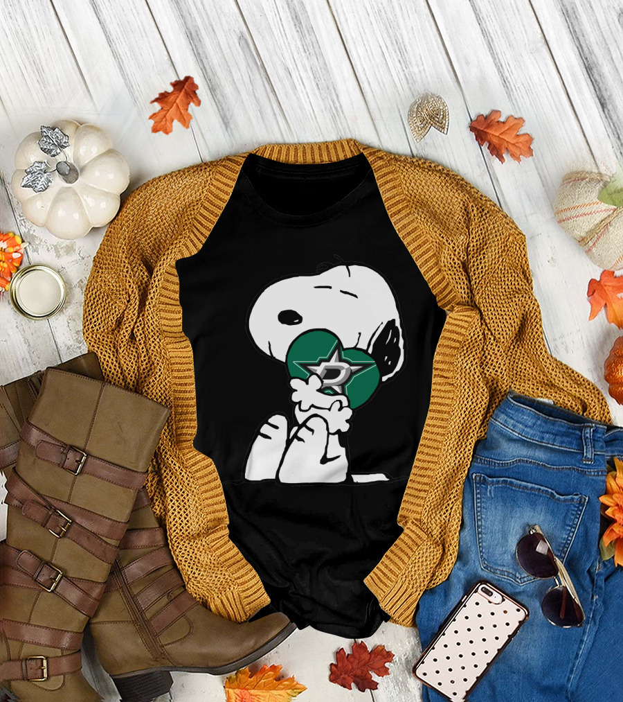 Snoopy Dallas Stars Hugging Nhl Hockey T-Shirt