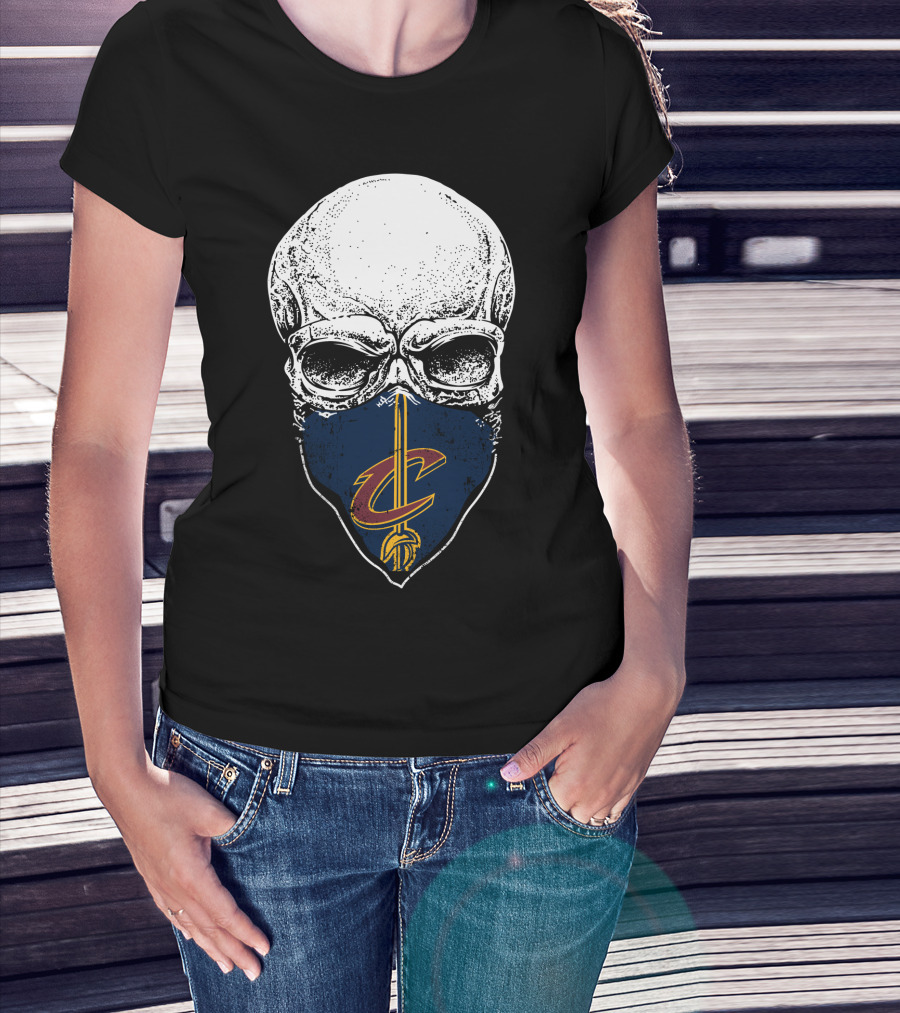 Cleveland Cavaliers Skull With C Logo On Face Mask T-Shirt