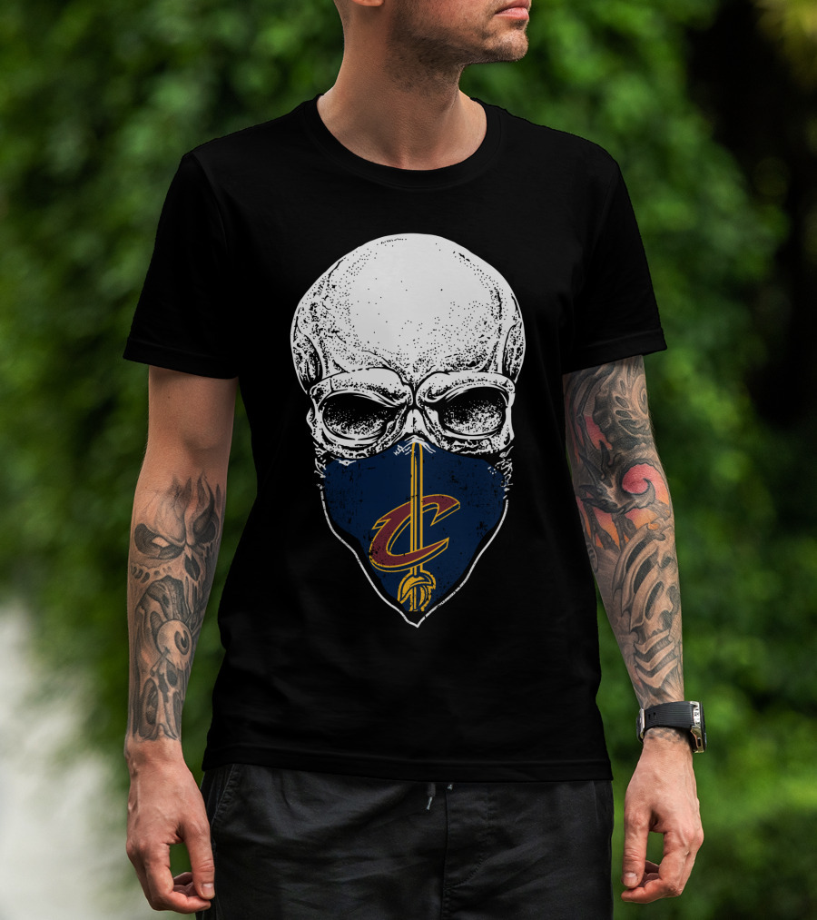 Cleveland Cavaliers Skull With C Logo On Face Mask T-Shirt
