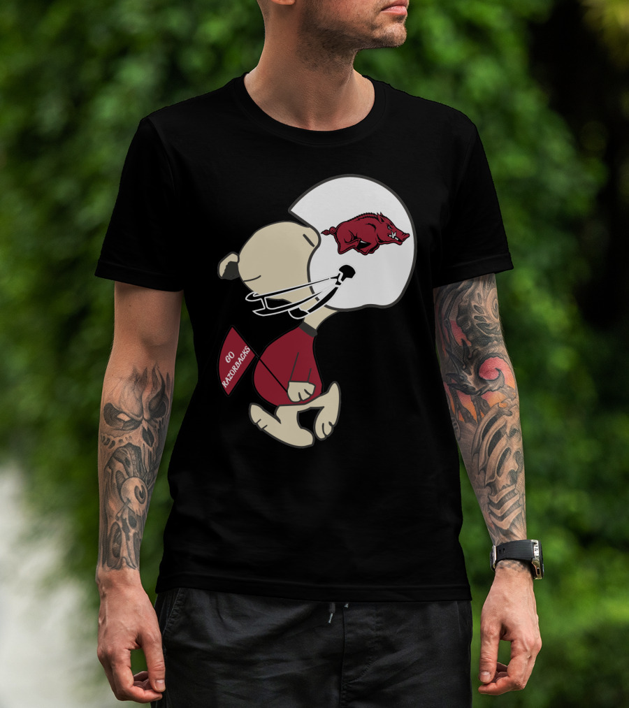 Go Razorbacks Arkansas Razorbacks Helmet Character T-Shirt