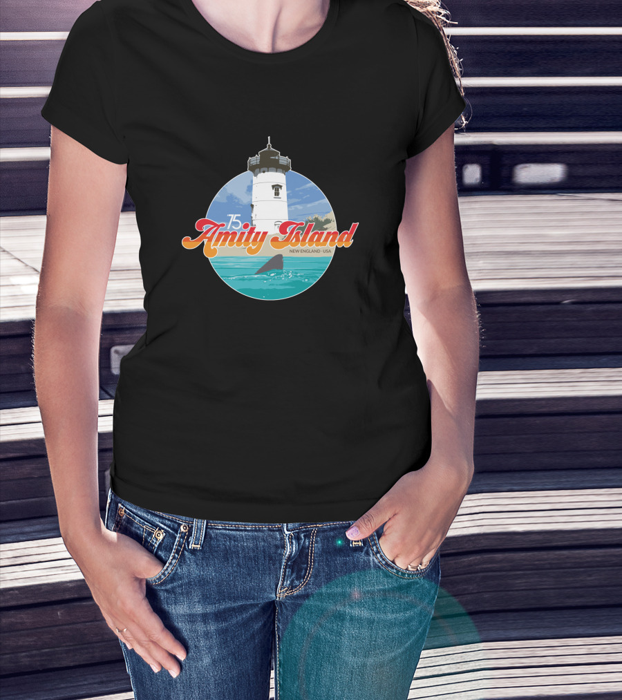 Amity Island 75 New England USA Lighthouse Ocean Scene T-Shirt