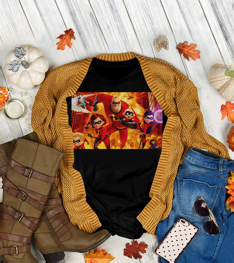 The Incredibles Family Action Adventure Pixar Scene T-Shirt