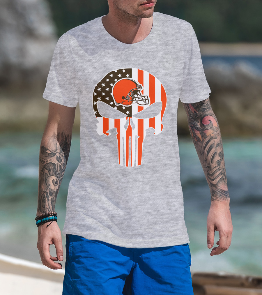 Browns American Flag Skull Helmet T-Shirt