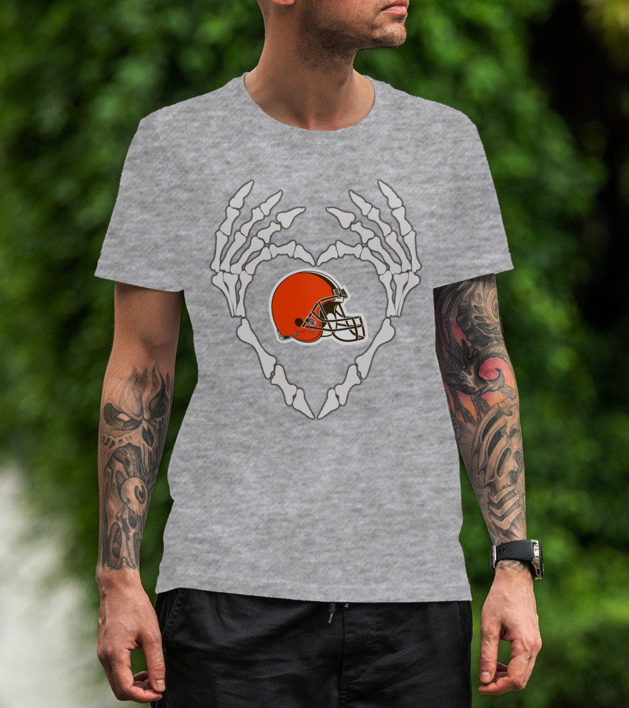 Cleveland Browns Helmet Skeleton Heart T-Shirt