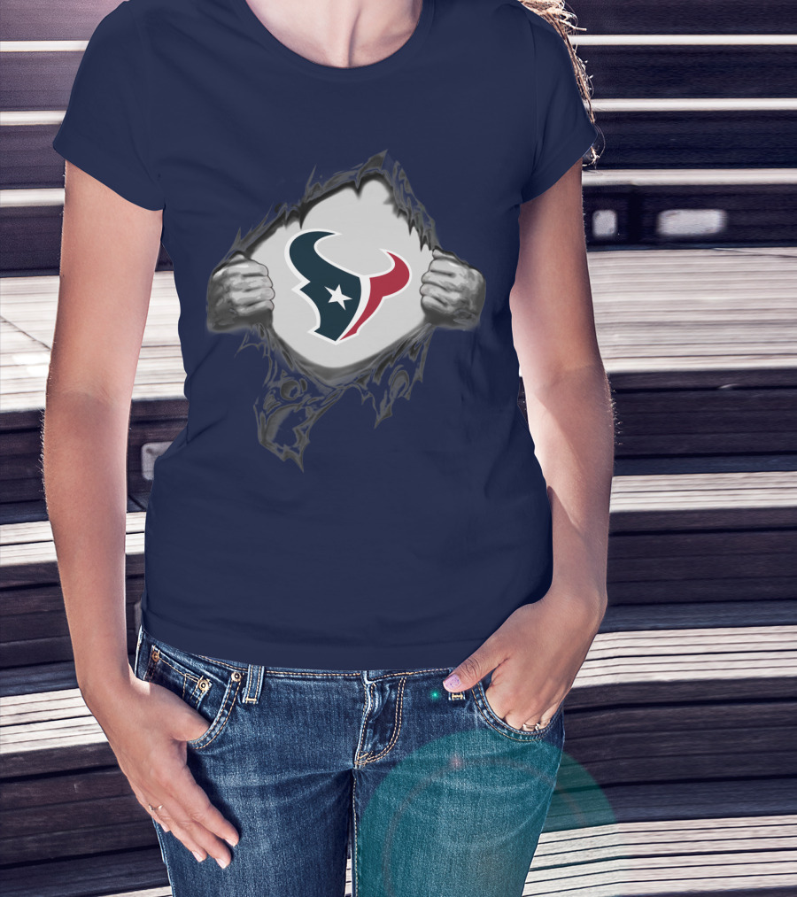 Texans Strong Bull Logo Rip Patriots T-Shirt