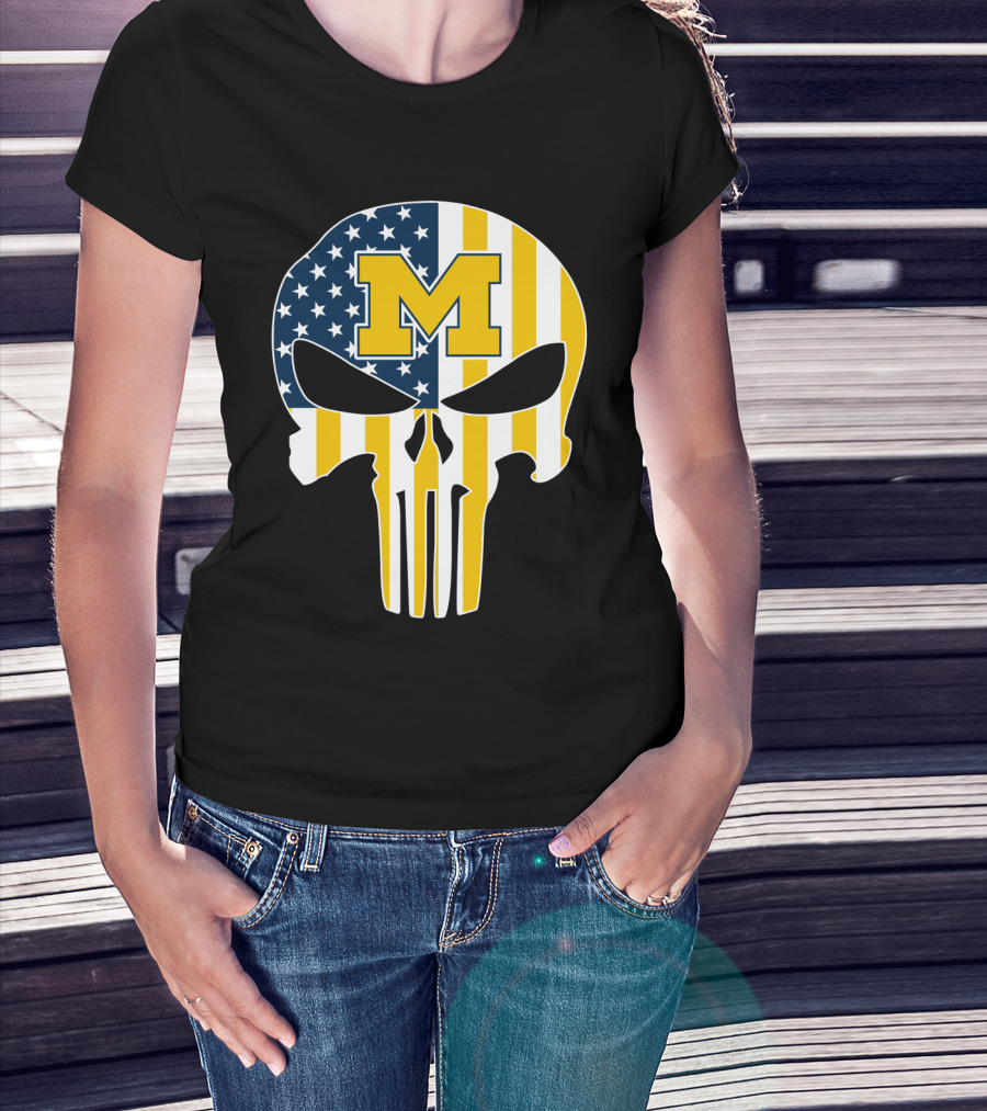 Michigan Wolverines M Logo Skull American Flag T-Shirt