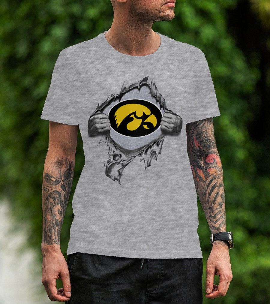 Iowa Hawkeyes Logo Torn Skin Teaser T-Shirt