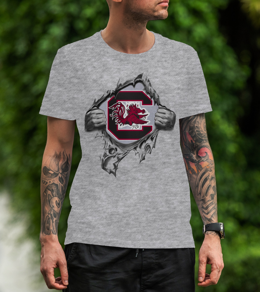 South Carolina Gamecocks C Logo Rooster Emblem Tear Effect T-Shirt