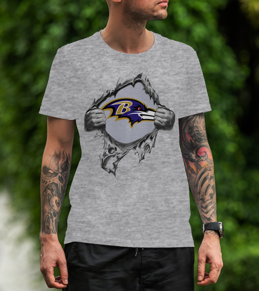 Baltimore Ravens Logo Tear T-Shirt