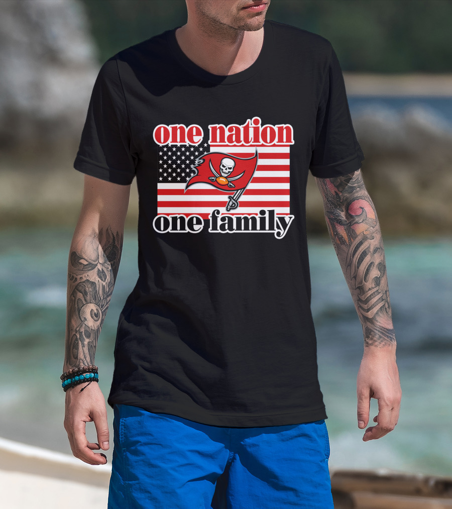 One Nation One Family Tampa Bay Buccaneers American Flag T-Shirt