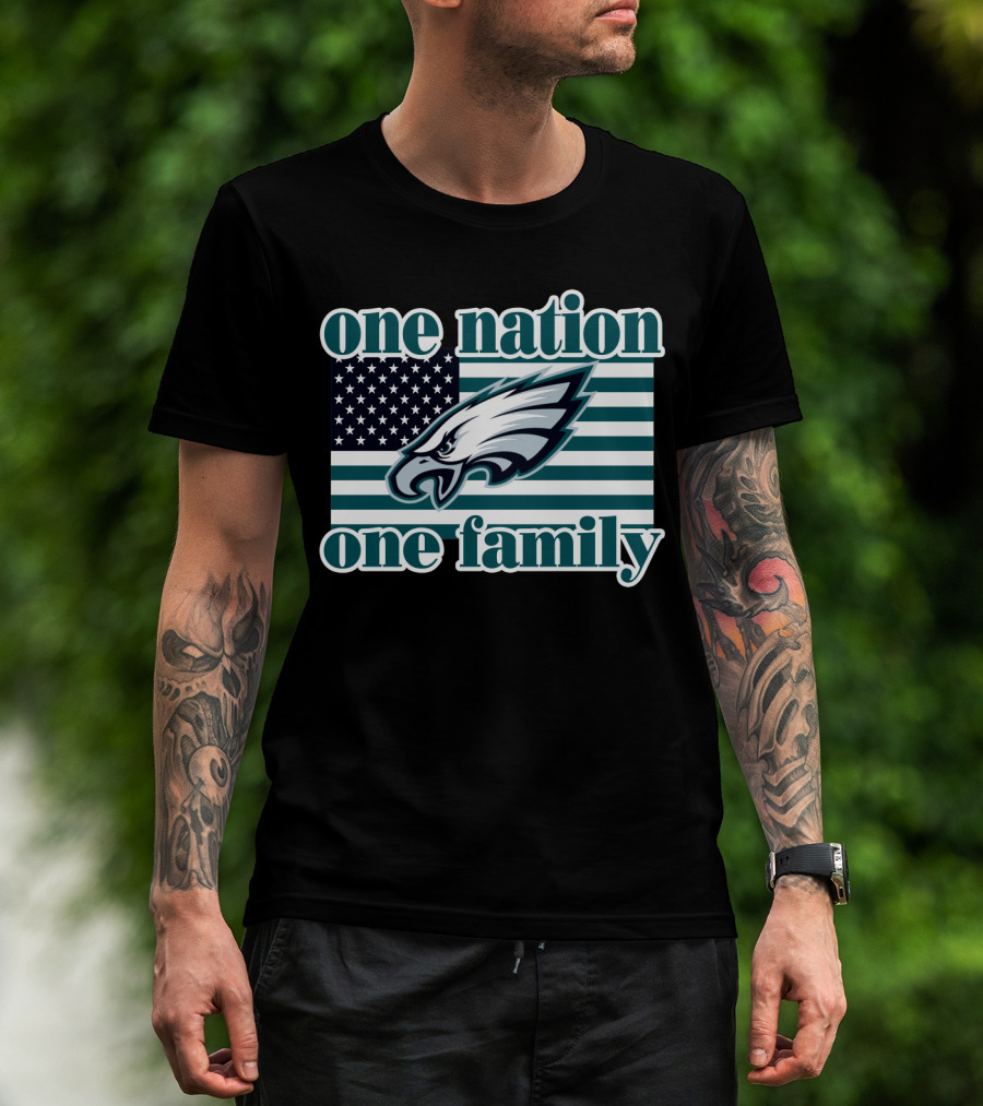 One Nation One Family Philadelphia Eagles Flag T-Shirt