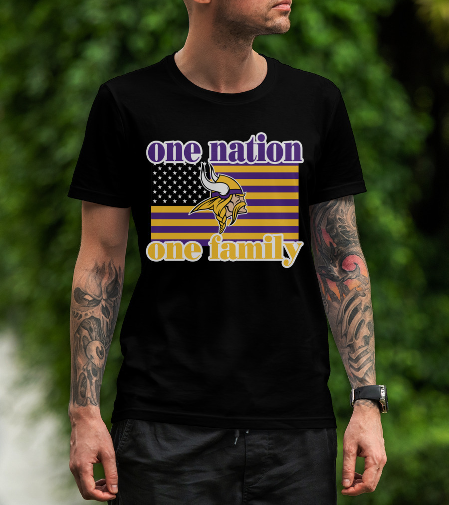 One Nation One Family Minnesota Vikings American Flag T-Shirt