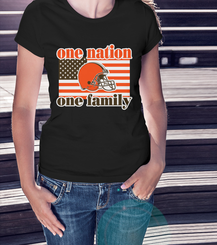 One Nation One Family Cleveland Browns Helmet Flag T-Shirt