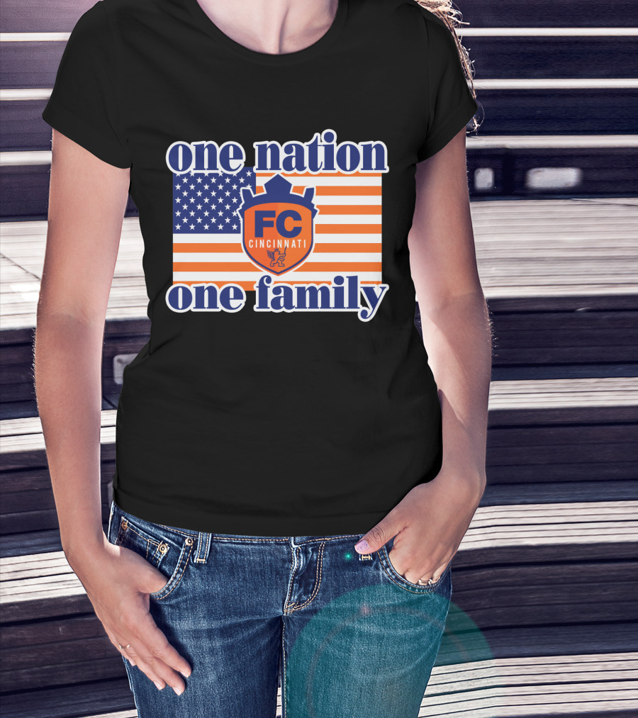 One Nation One Family Fc Cincinnati United States Flag T-Shirt