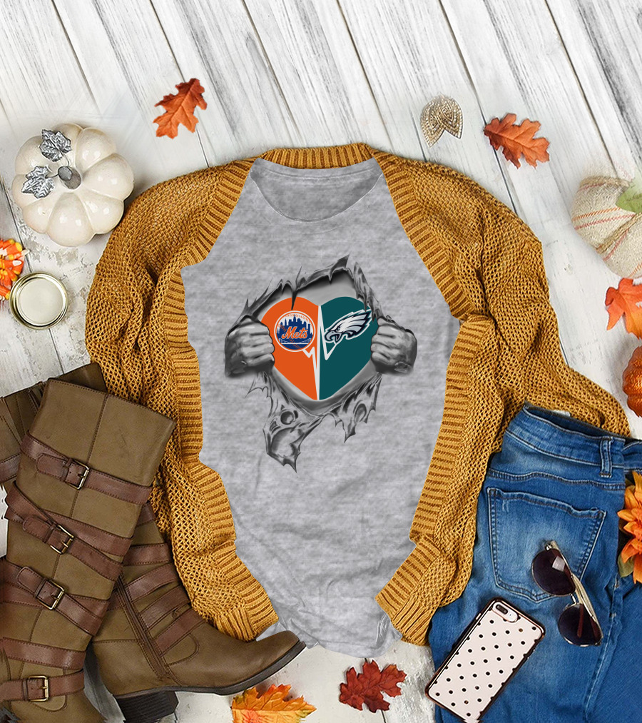 Eagles Mets Heart Torn Open With Logos T-Shirt