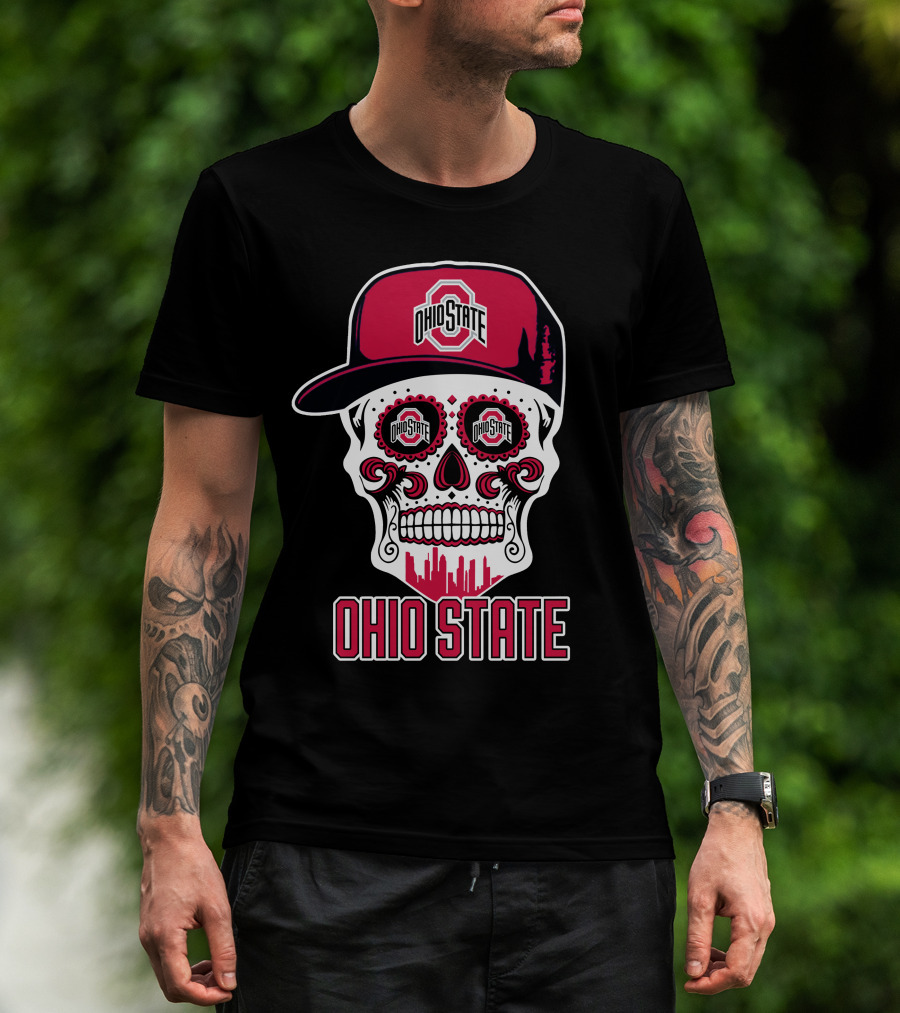 Ohio State Buckeyes Skull With Baseball Cap And Cityscape Elements T-Shirt