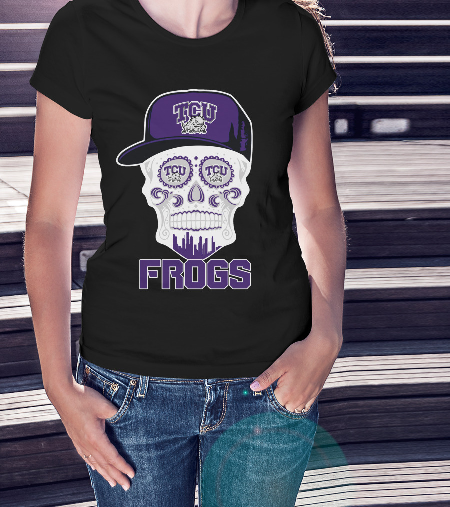 Tcu Horned Frogs Skull With Hat And City Skyline T-Shirt