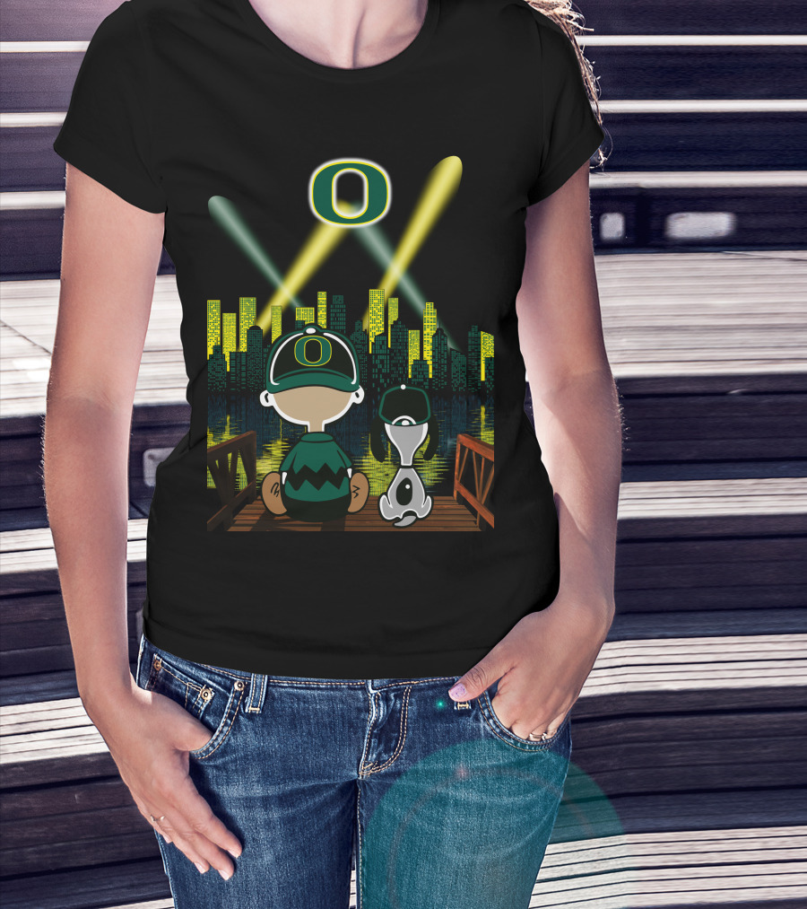 Oregon Ducks City Skyline Night Scene With O Logo And Lights T-Shirt