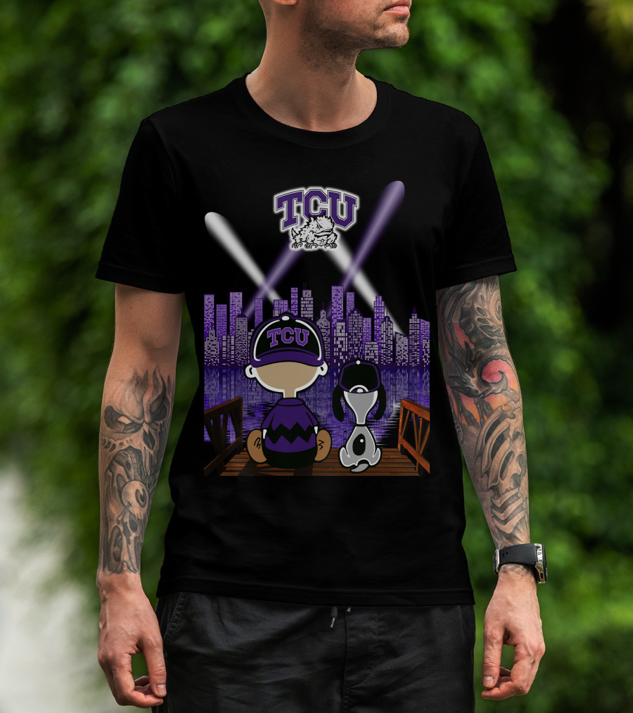 Tcu Horned Frogs City Skyline Night Scene With Mascot And Dog T-Shirt