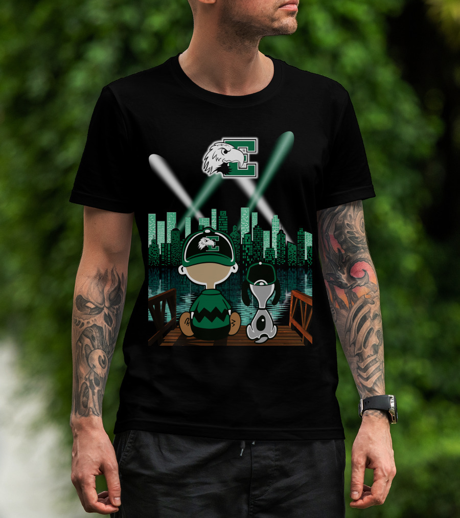 Eastern Michigan Eagles '77 City Skyline At Night With Mascot And Dog T-Shirt