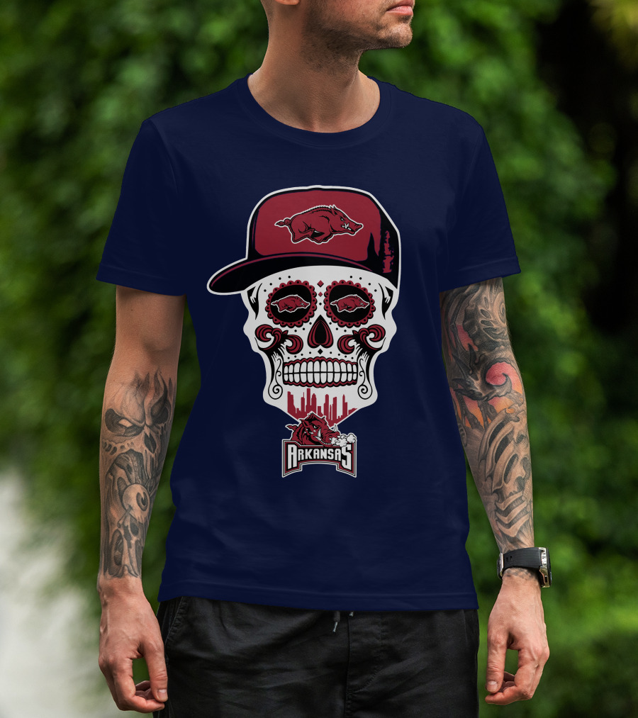 Arkansas Razorbacks Skull With Hat And Team T-Shirt