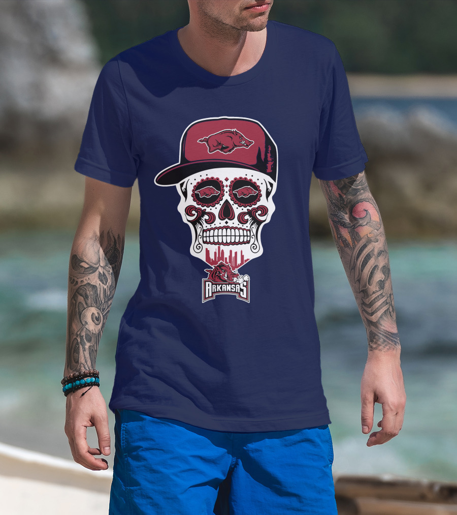 Arkansas Razorbacks Skull With Hat And Team T-Shirt