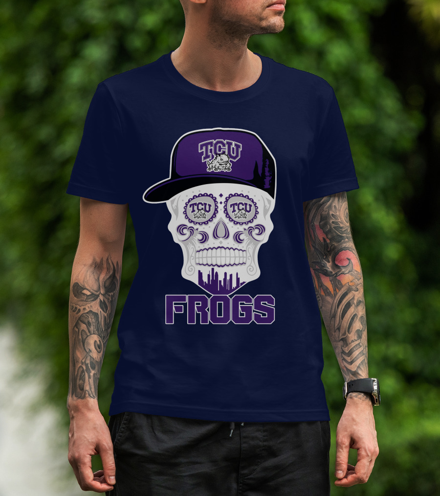 Tcu Horned Frogs Skull Logo With Cap T-Shirt