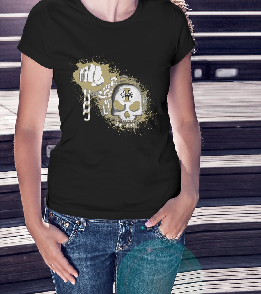 Vandals Skull Fist Chains Idaho T-Shirt