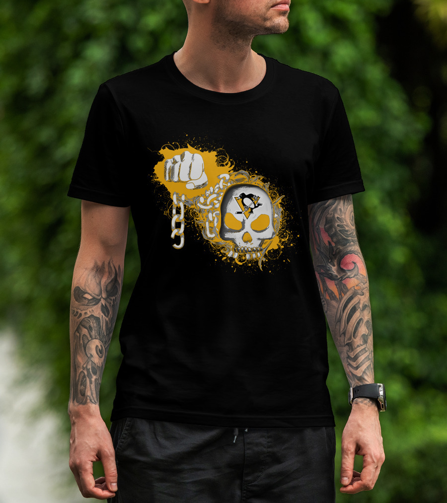 Pittsburgh Penguins Skull And Fist With Chain T-Shirt