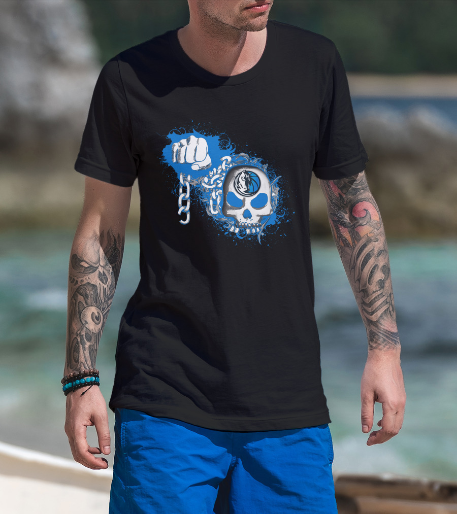 Dallas Mavericks Skull And Fist Chain T-Shirt