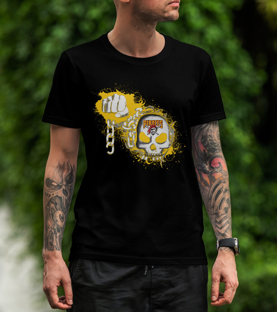 Pittsburgh Pirates Skull And Chains T-Shirt