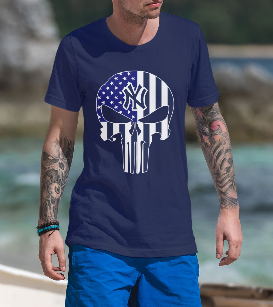 Yankees Logo American Flag Punisher Skull 1 T-Shirt