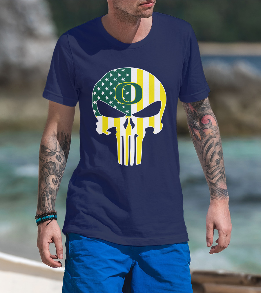 Oregon Ducks Punisher Skull American Flag T-Shirt