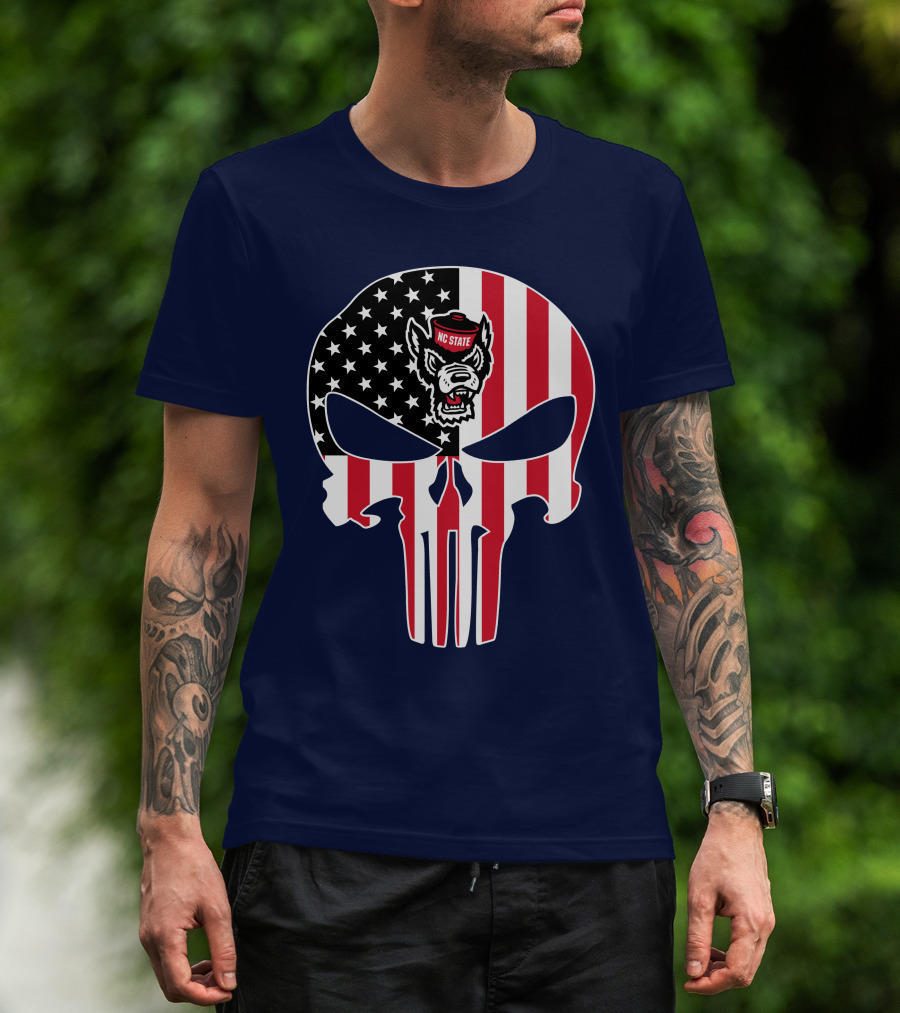 Nc State Wolfpack The Punisher American Flag Skull T-Shirt