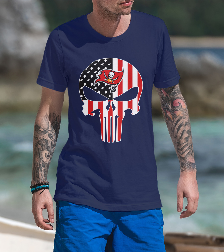 Tampa Bay Buccaneers American Flag Punisher Skull T-Shirt