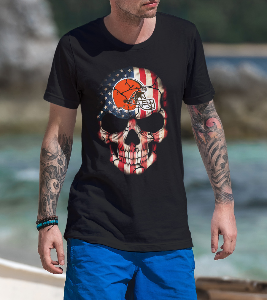 Cleveland Browns Skull American Flag Helmet Stars Stripes T-Shirt