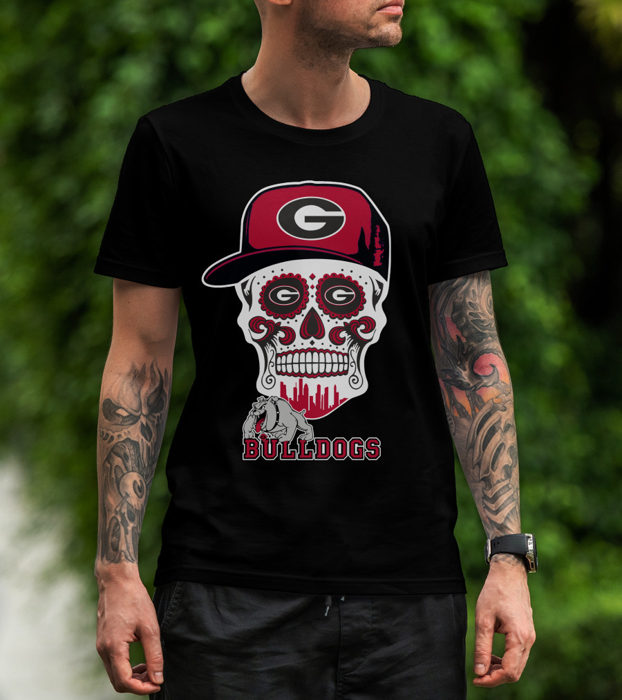 Georgia Bulldogs Skull Cap Funny Bulldogs T-Shirt