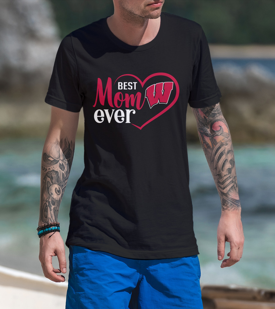 Best Mom Ever Wisconsin Badgers Football Heart T-Shirt