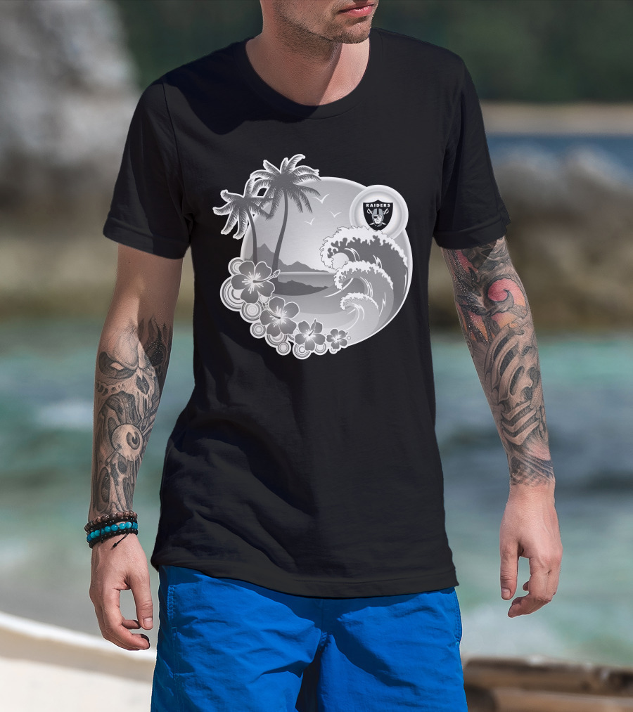 Las Vegas Raiders Happy Holidays Beach Scene With Palm Trees And Waves T-Shirt