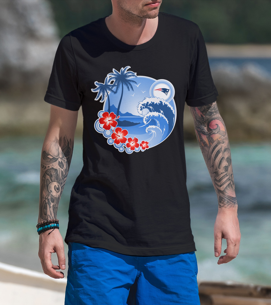 New England Patriots Tropical Beach Waves And Palm Trees Scene T-Shirt