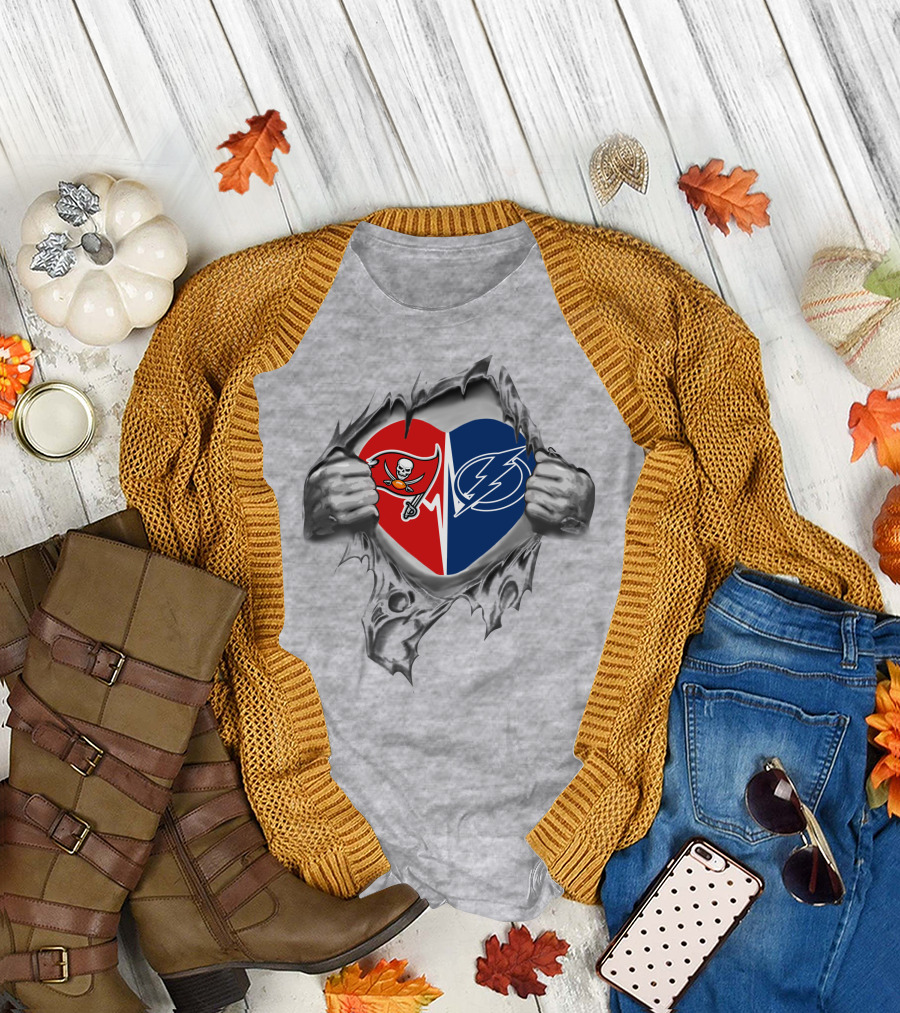 Buccaneers Tampa Bay Lightning Heart Split T-Shirt