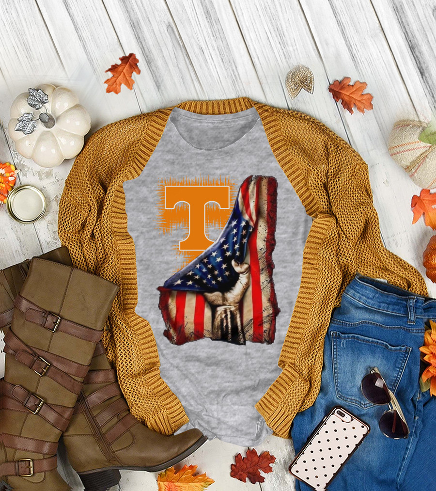 Tennessee Volunteers T Logo American Flag Fist T-Shirt