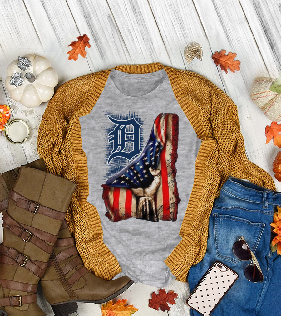 Detroit Tigers American Flag Patriotic Design 230 T-Shirt